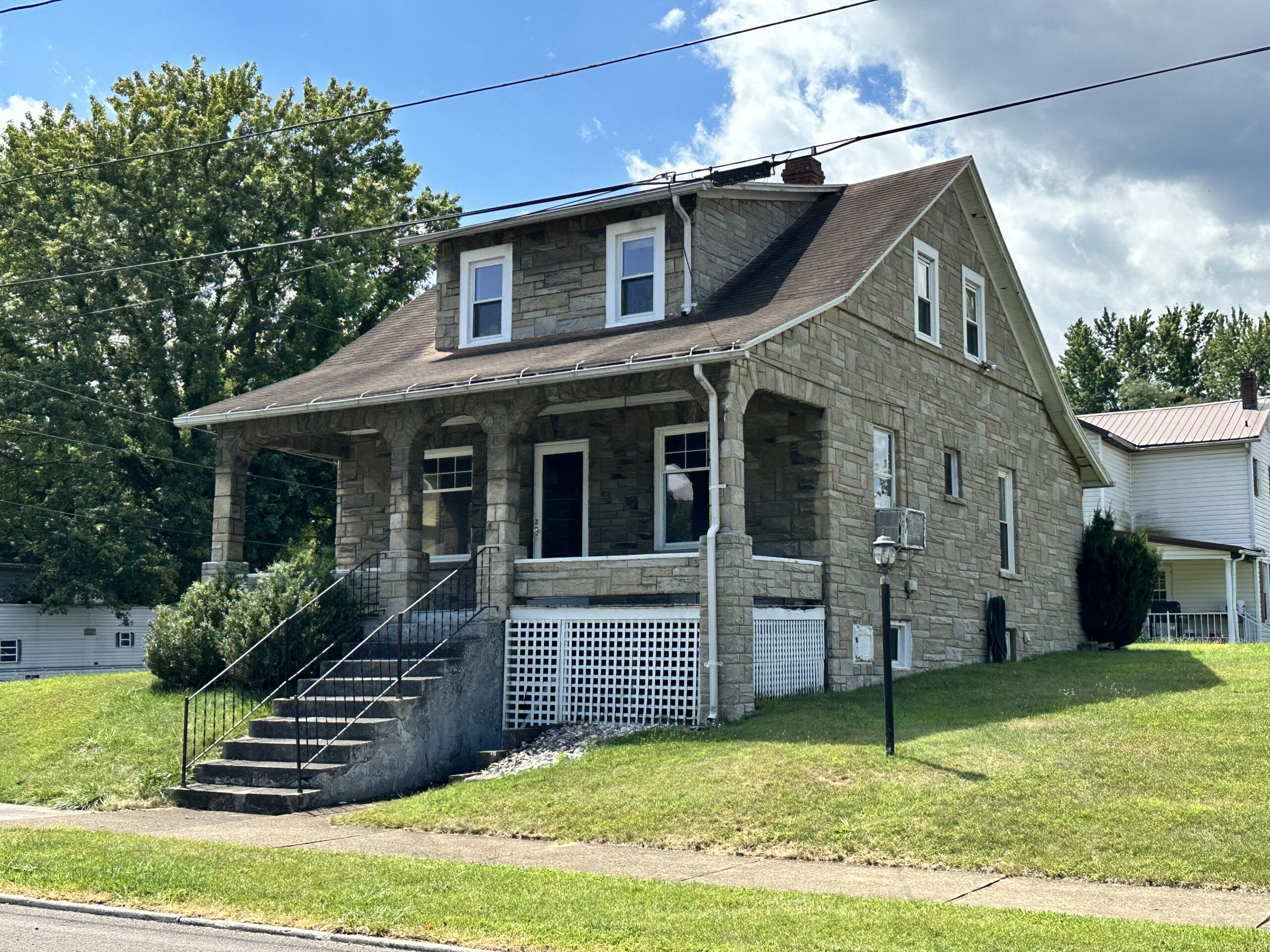 200 MAPLE AVE, KEYSER, WV Mike Haywood Group